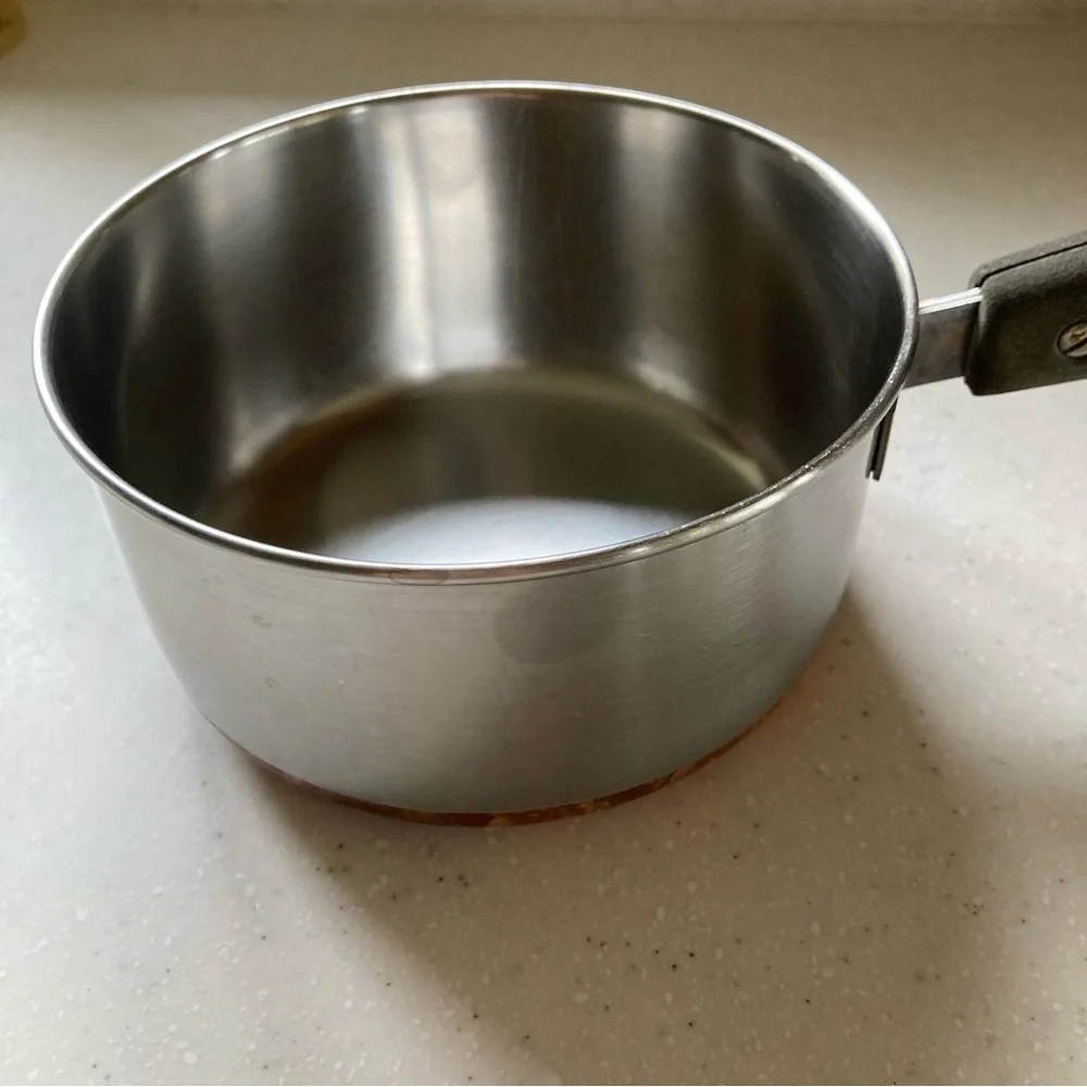 Stainless Steel Copper Bottom Saucepan with Black Handle 1 Quart